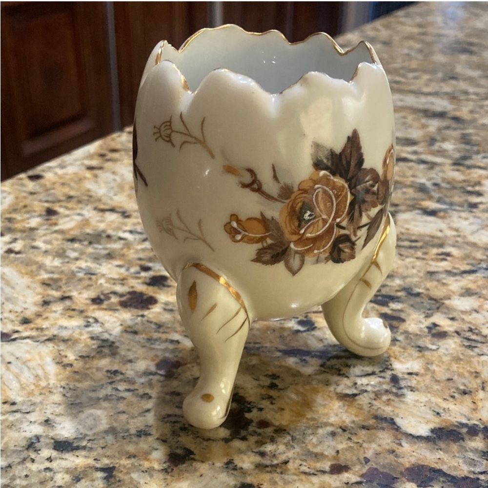 Vintage Napcoware Japan Footed Egg Planter Vase – Hand-Painted Floral Gold Trim - Picture 11 of 13